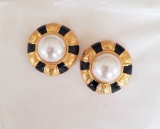 Vintage Large Statement Clip Earrings in Black & Gold Frame